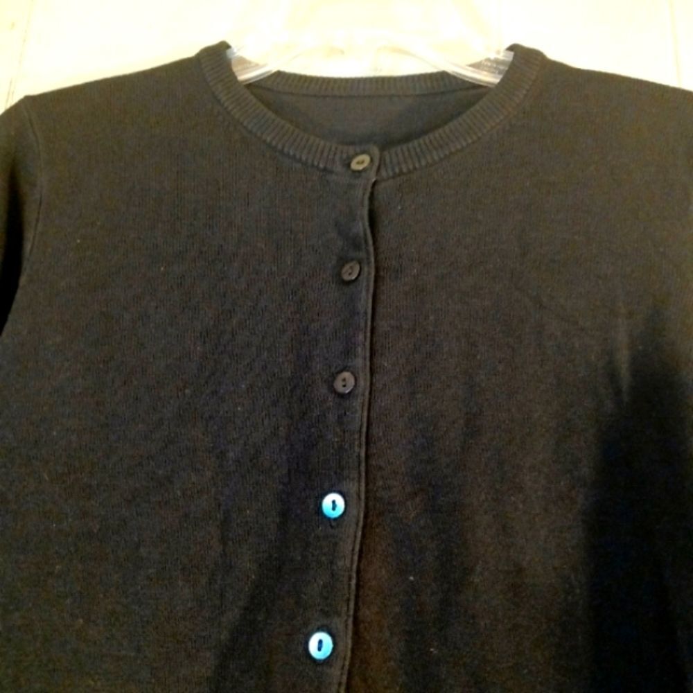Women's Classic Black Round Neck Button Down Knit Cardigan Sweater Sz S/M - Picture 4 of 4